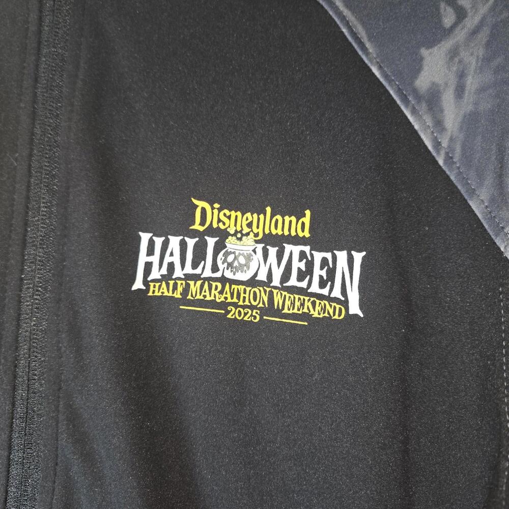 NWT Disney Run Disneyland Halloween Villains Half Marathon Weekend 2025 Jacket M - Picture 10 of 16